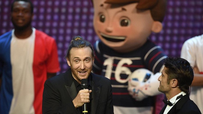 Hymne officiel de l`Euro 2016: David Guetta accusé de plagiat